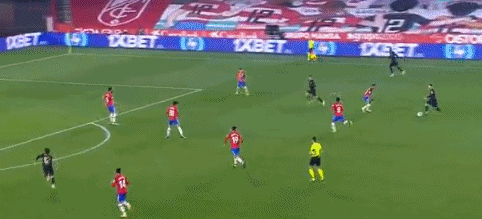 意甲爆笑剧场：绿黑小旋风VS紫百合魔法团，今晚谁家厨房不冒烟？